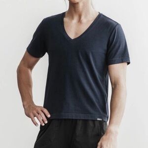 NOBULL Women's Black V-Neck Boxy Tee